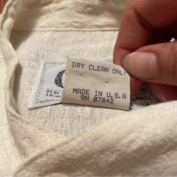 Cafe Styled in Italy ivory textured long sleeve button up shirt size L - Picture 13 of 16